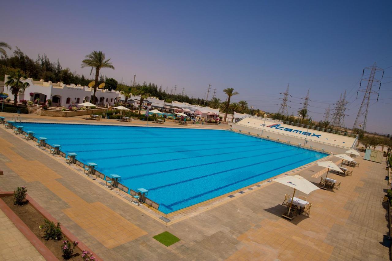 Assiut Cement Hotel Buitenkant foto