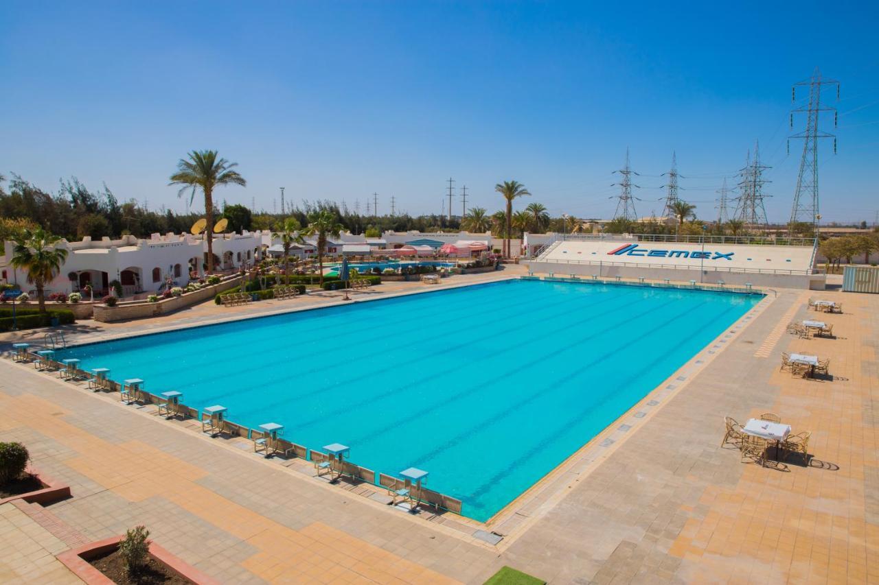 Assiut Cement Hotel Buitenkant foto