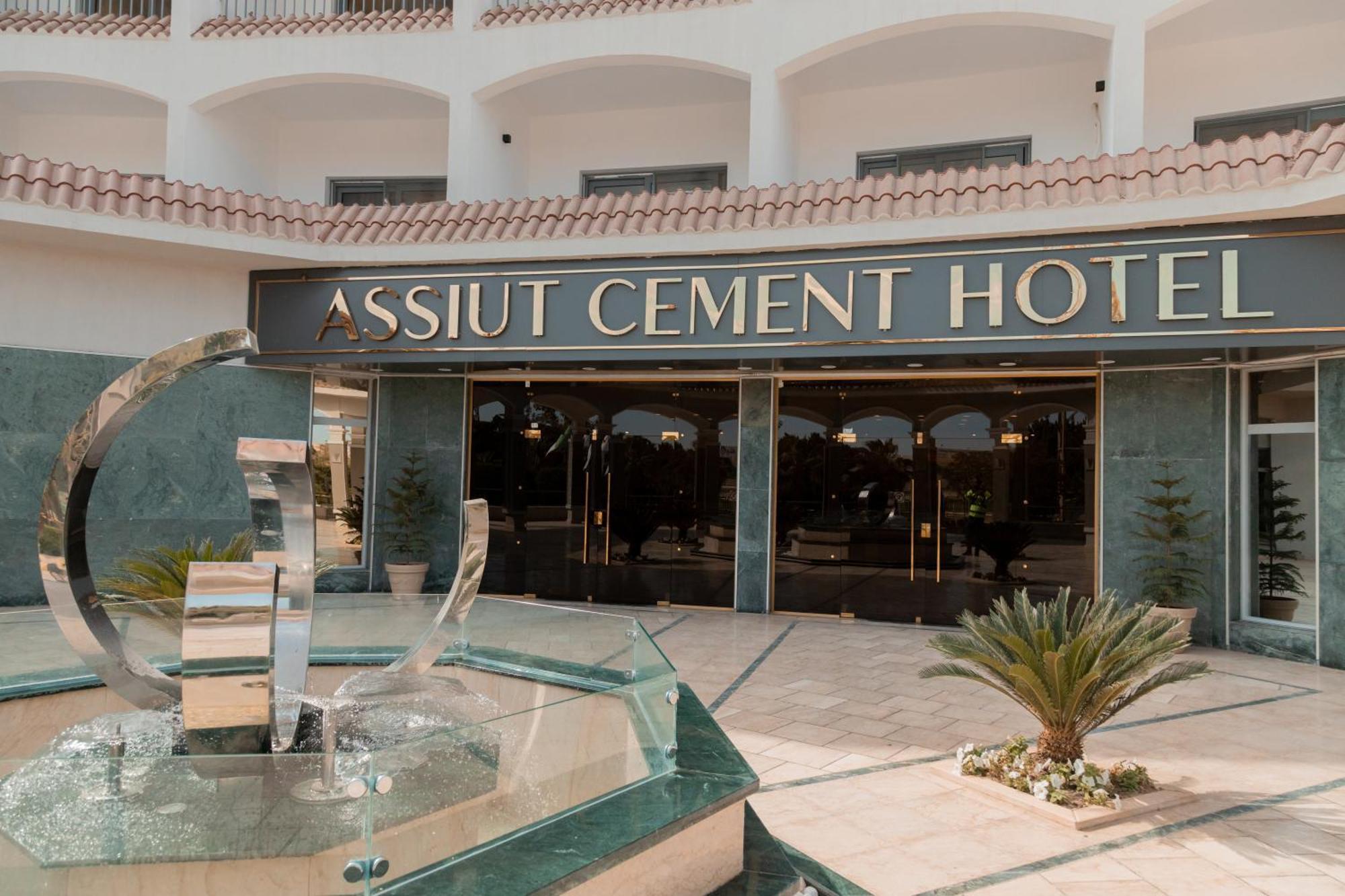 Assiut Cement Hotel Buitenkant foto